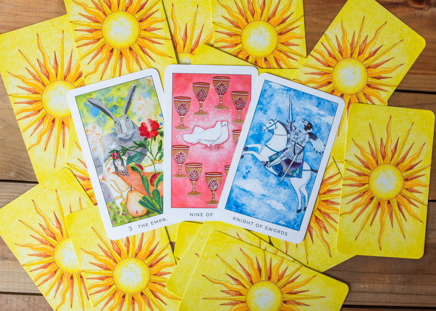 The Radiant Tarot: 78 Cards, Guide Book, Deluxe Keepsake